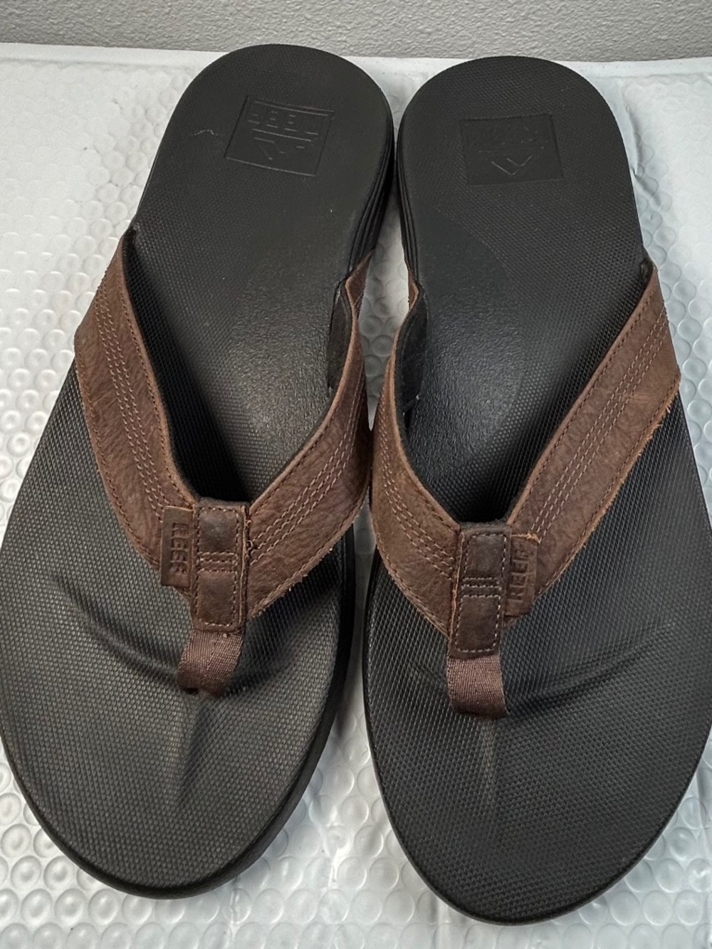 Share Reef Cushion Phantom 2.0 LE Mens Flip Flop Sandals Brown Black Leather Siz